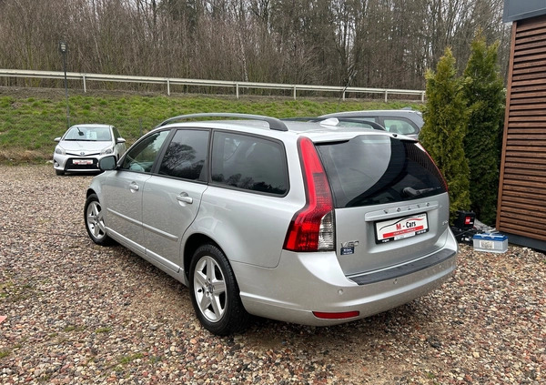 Volvo V50 cena 20900 przebieg: 250000, rok produkcji 2010 z Mrągowo małe 352